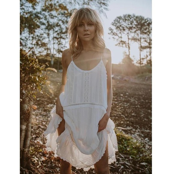 Spell & The Gypsy Collective Hanging Rock Lace Midi Dress Size XS NWT White - Picture 11 of 17